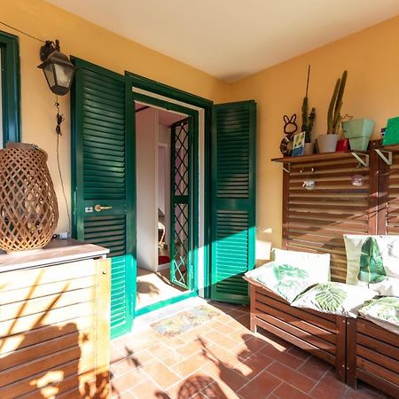 Colored House Until 7 People Above Sqplebiscito نابولي المظهر الخارجي الصورة