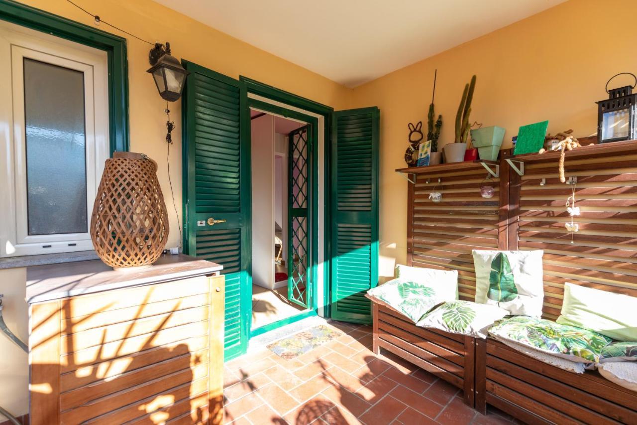 Colored House Until 7 People Above Sqplebiscito نابولي المظهر الخارجي الصورة