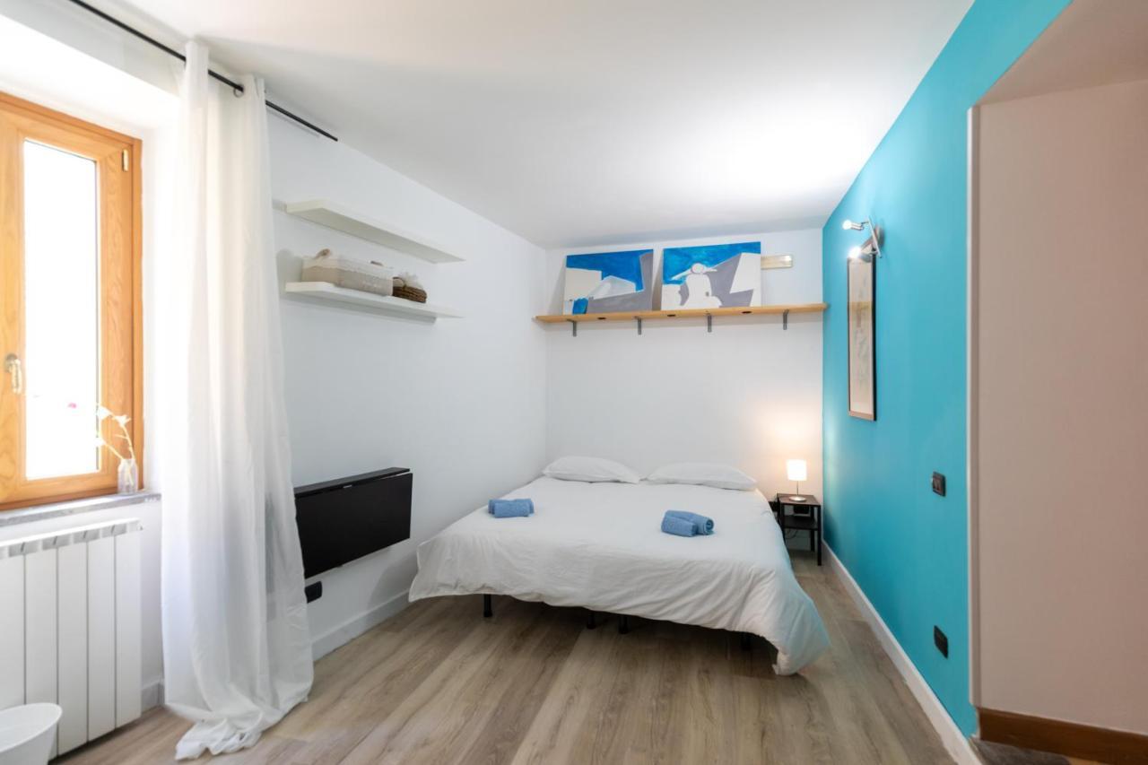 Colored House Until 7 People Above Sqplebiscito نابولي المظهر الخارجي الصورة